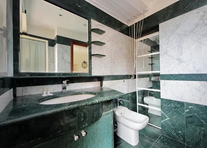 Laurentina Apartment